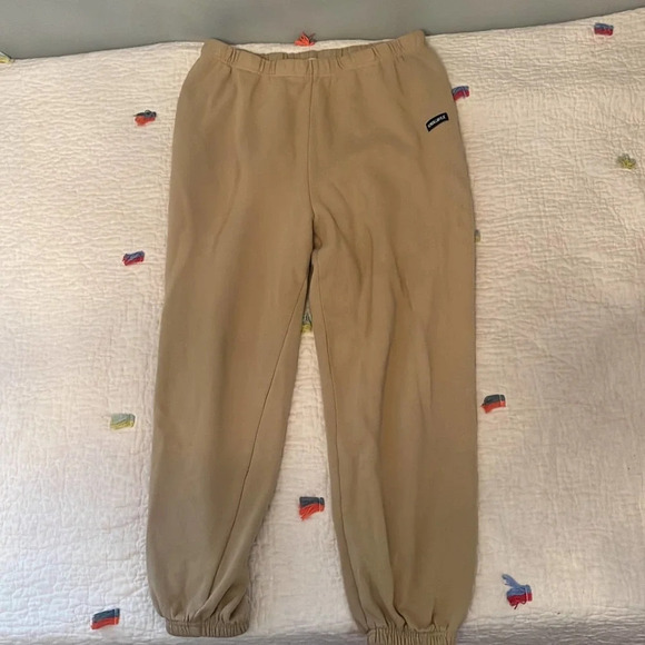 Kendall and Kylie tan sweatpants medium - Picture 1 of 8